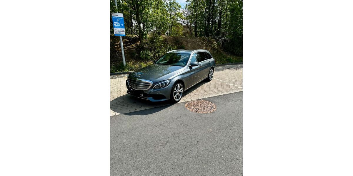Mercedes-Benz C 350 52.000 km 22.600 &euro; Neuss 41466