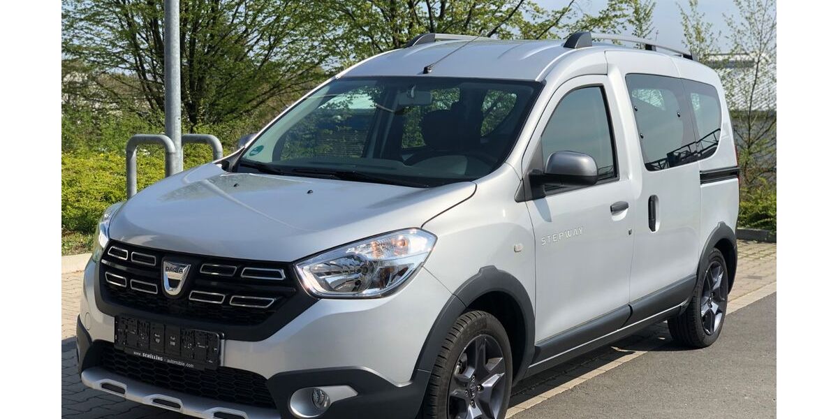 Dacia Dokker 54.000 km 12.999 &euro; Solingen 42655
