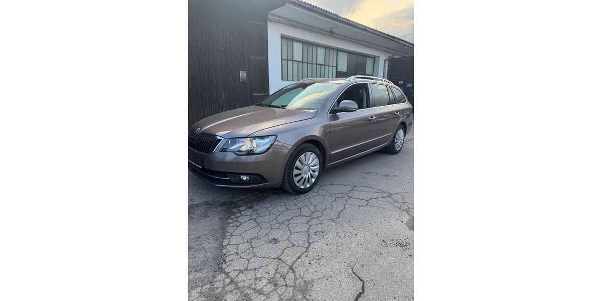 Skoda Superb 114.000 km 12.500 &euro; Wuppertal 42103