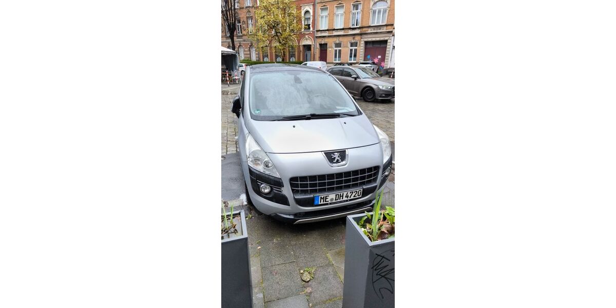 Peugeot 3008 214.000 km 3.999 &euro; Düsseldorf 40233