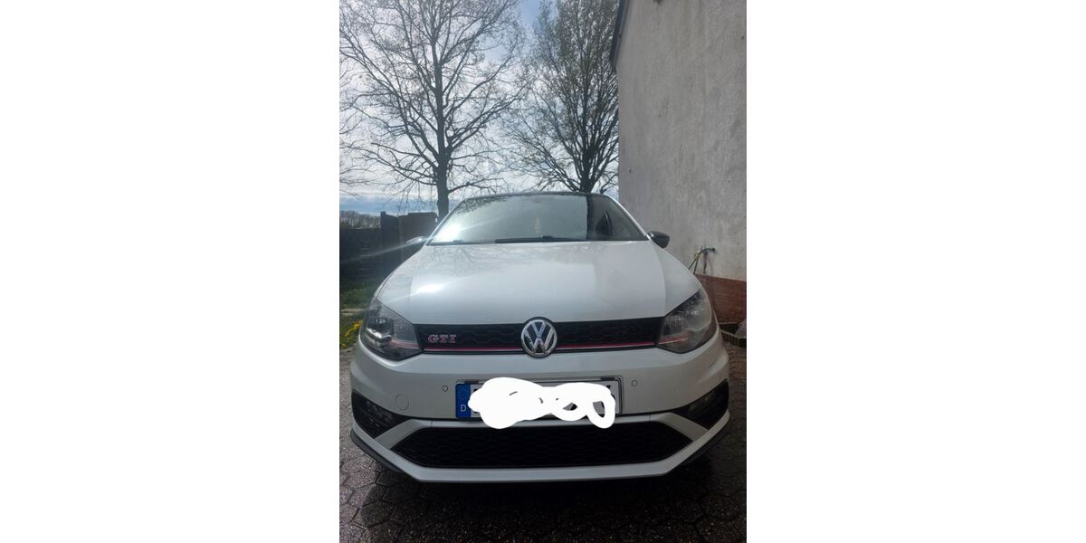 VW Polo 151.546 km 8.800 &euro; Duisburg 47167