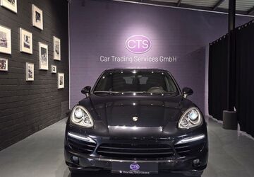 Porsche Cayenne 176.801 km 18.500 &euro; Düsseldorf 40476