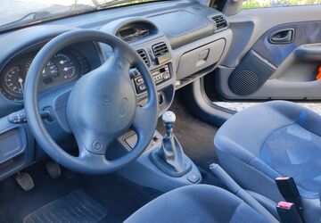 Renault Clio 122.800 km 1.600 &euro; Solingen 42657