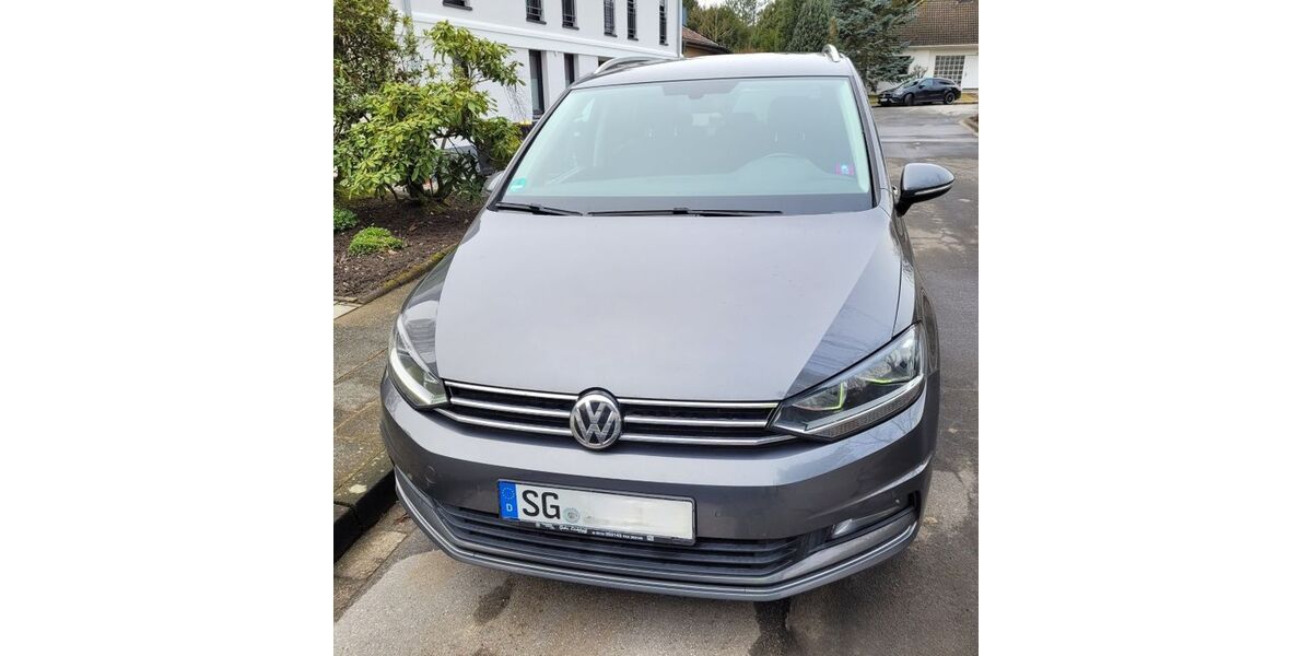 VW Touran 101.425 km 17.500 &euro; Solingen 42655