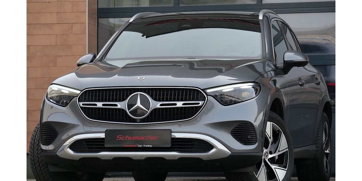 Mercedes-Benz GLC 300 55.000 km 54.490 &euro; Krefeld 47800