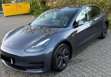 Tesla Model 3 59.100 km 27.990 &euro; Velbert 42549