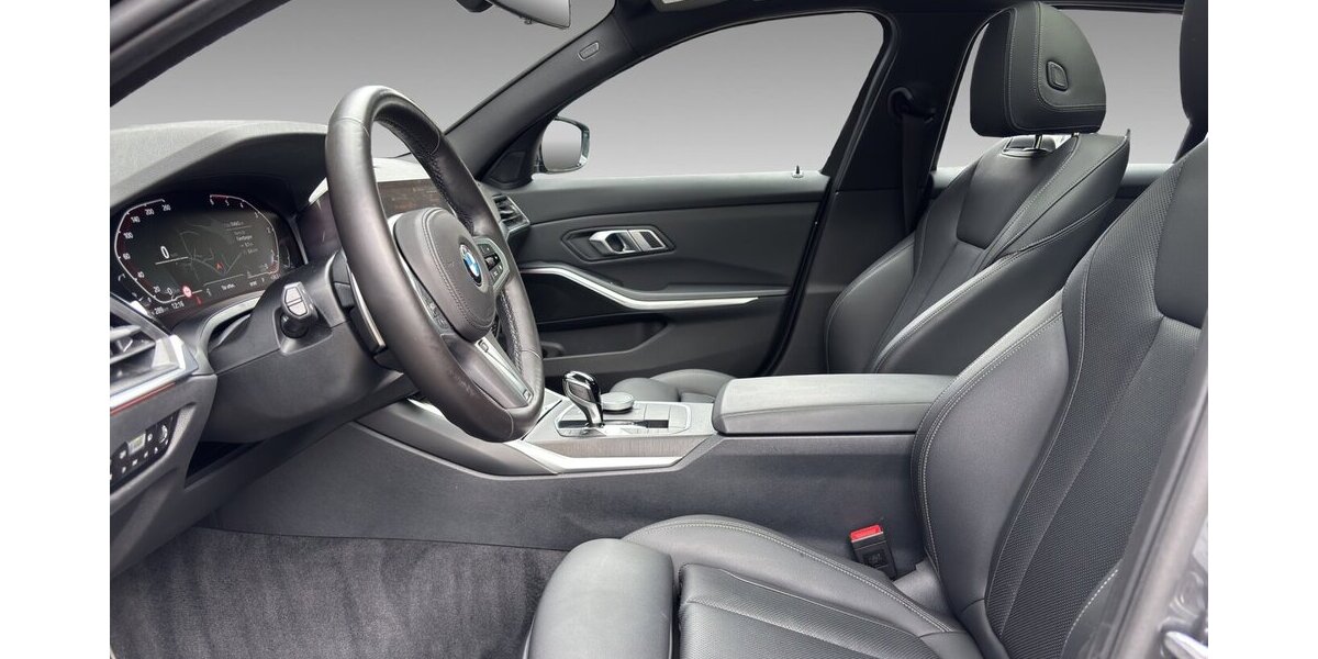 BMW 320d M Sport Leder Pano Kamera DrivProf HiFi 104.943 km 27.900 &euro; Wuppertal 42327