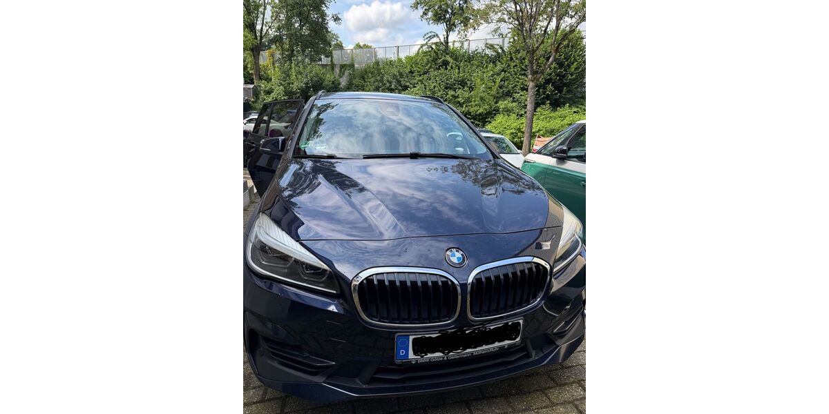 BMW 216 Gran Tourer 100.000 km 15.600 &euro; Wuppertal 42115