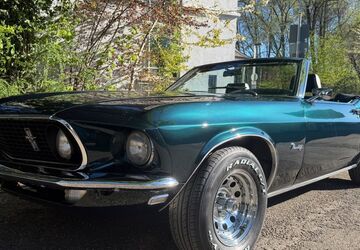 Ford Mustang 36.000 km 49.900 &euro; Solingen 42699