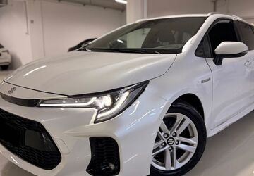 Toyota Corolla 292.309 km 12.999 &euro; Düsseldorf 40233