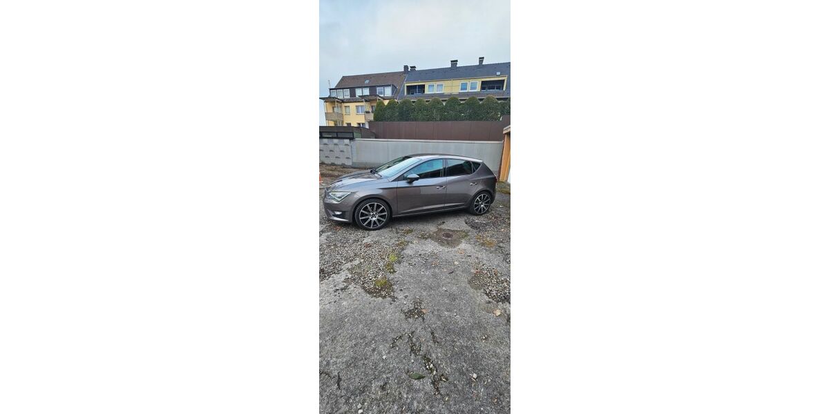 Seat Leon 187.000 km 9.800 &euro; Essen 45355