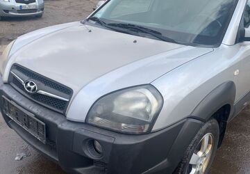 Hyundai TUCSON 286.000 km 1.850 &euro; Bottrop 46238