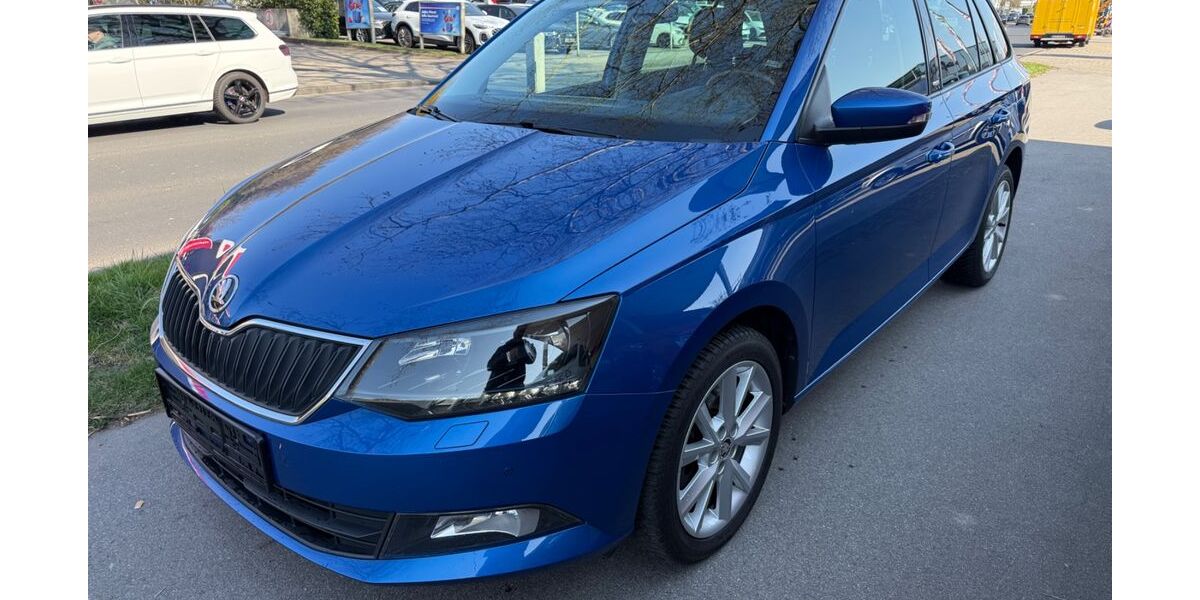 Skoda Fabia 97.000 km 11.450 &euro; mettmann 40822
