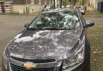 Chevrolet Cruze 184.000 km 4.700 &euro; Duisburg 47167