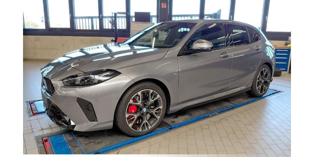 BMW 120 15.100 km 34.999 &euro; Meerbusch 40668