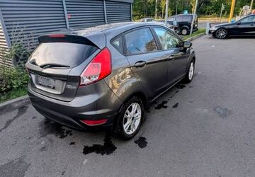Ford Fiesta 188.000 km 5.400 &euro; Düsseldorf 40591
