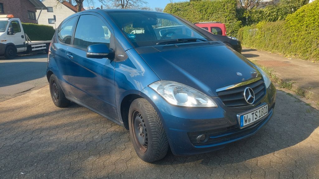Mercedes-Benz A 150 142.000 km 3.300 &euro; Wuppertal 42111