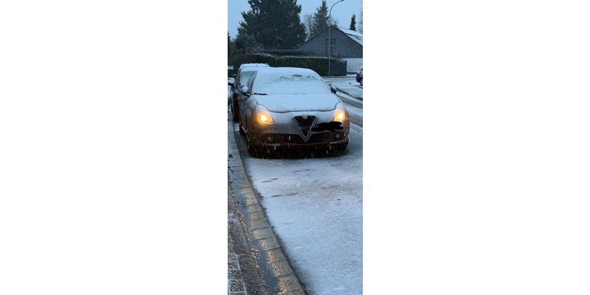 Alfa Romeo Giulietta 216.000 km 7.199 &euro; Duisburg 47198