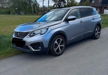 Peugeot 5008 77.812 km 18.999 &euro; Oberhausen 46147