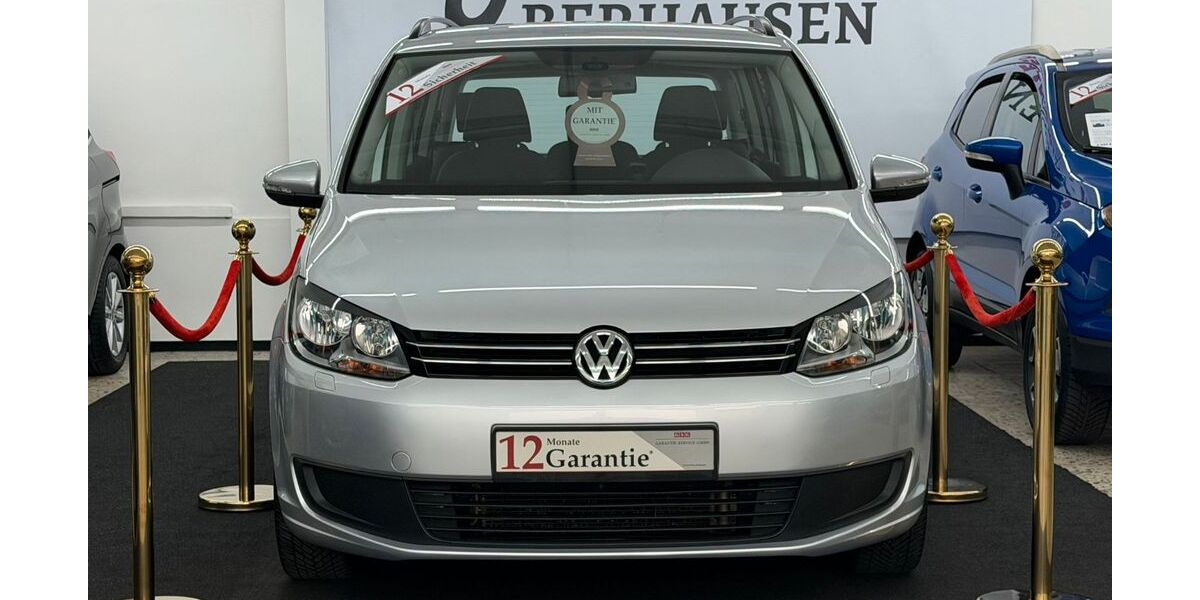 VW Touran 104.763 km 9.799 &euro; Oberhausen 46049
