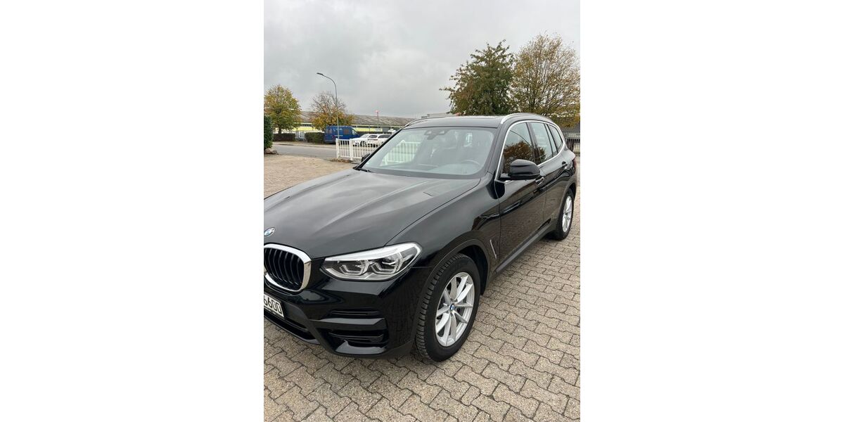 BMW X3 130.000 km 25.800 &euro; Neuss 41468