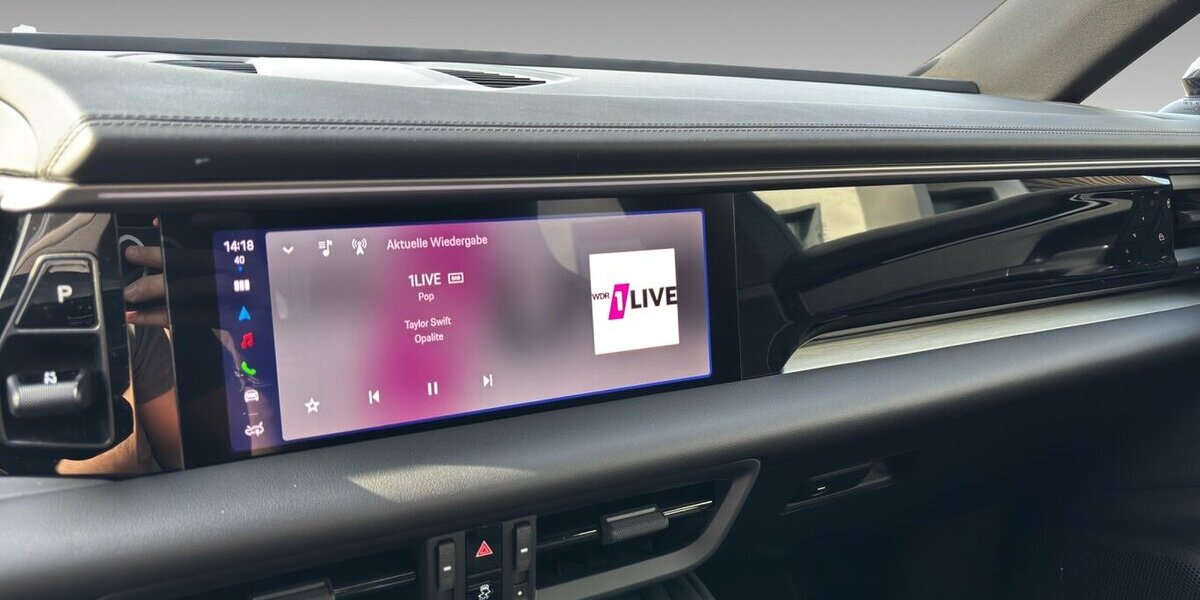 Porsche Macan 4 Bose Pano Volleder 0,25% 23.900 km 75.900 &euro; Wuppertal 42327