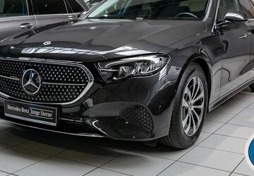 Mercedes-Benz E 220 18.066 km 49.575 &euro; Oberhausen 46149