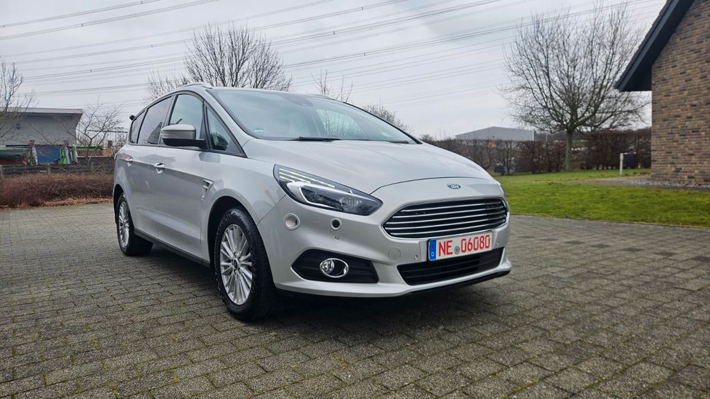 Ford S-Max 118.500 km 14.900 &euro; Neuss OT Barbaraviertel 41460