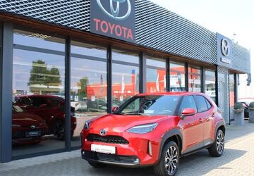 Toyota Yaris Cross 65.376 km 21.490 &euro; Moers 47441