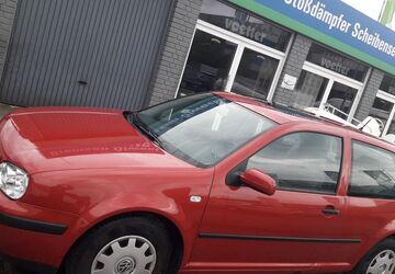 VW Golf 105.000 km 2.999 &euro; Krefeld 47800