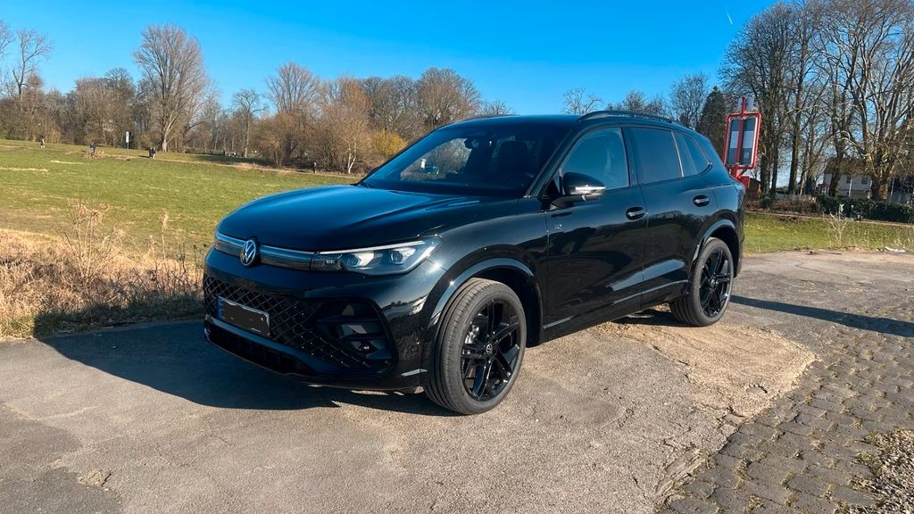 VW Tiguan 23.700 km 51.400 &euro; Remscheid 42857