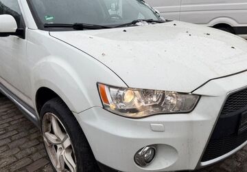 Mitsubishi Outlander 256.201 km 4.250 &euro; wuppertal 42285