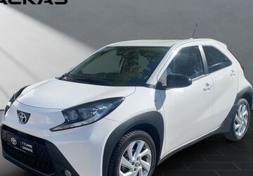 Toyota Aygo (X) 7.000 km 14.941 &euro; Duisburg 47055