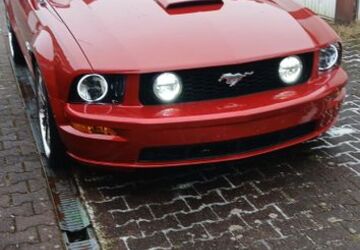 Ford Mustang 127.500 km 16.999 &euro; Gelsenkirchen 45884