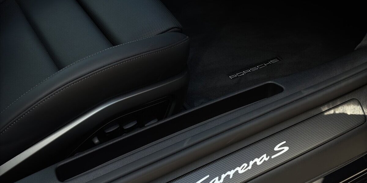 Porsche 911 Carrera S Matrix 360° Bose Carbon PPF NP209t 5.890 km 174.700 &euro; Wuppertal 42327
