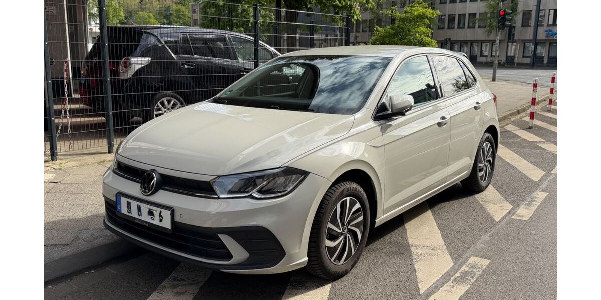 VW Polo 65.500 km 17.700 &euro; Korschenbroich 41352