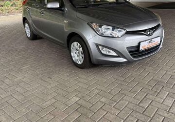 Hyundai i20 151.000 km 3.990 &euro; Krefeld 47805