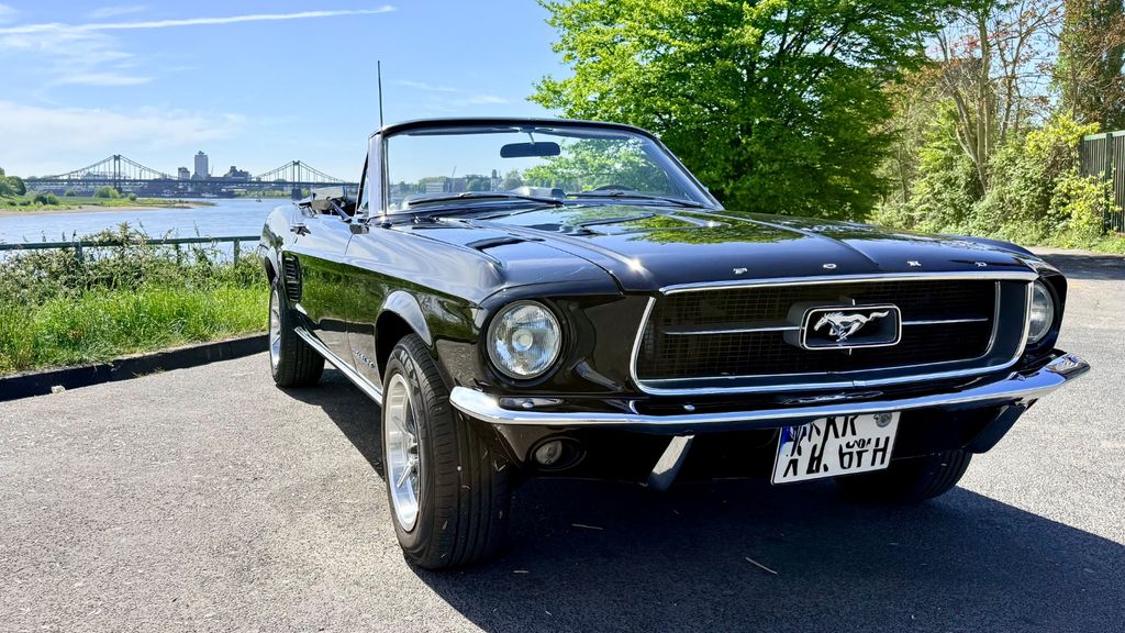 Ford Mustang 35.000 km 57.500 &euro; Krefeld 47803