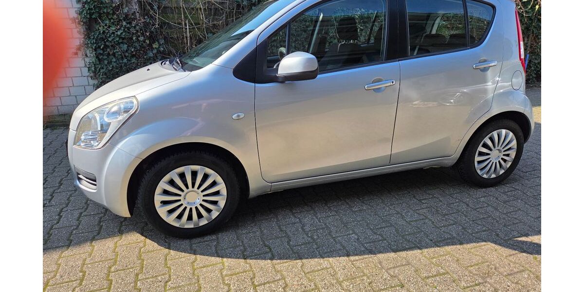 Suzuki Splash 151.239 km 2.950 &euro; Oberhausen 46149