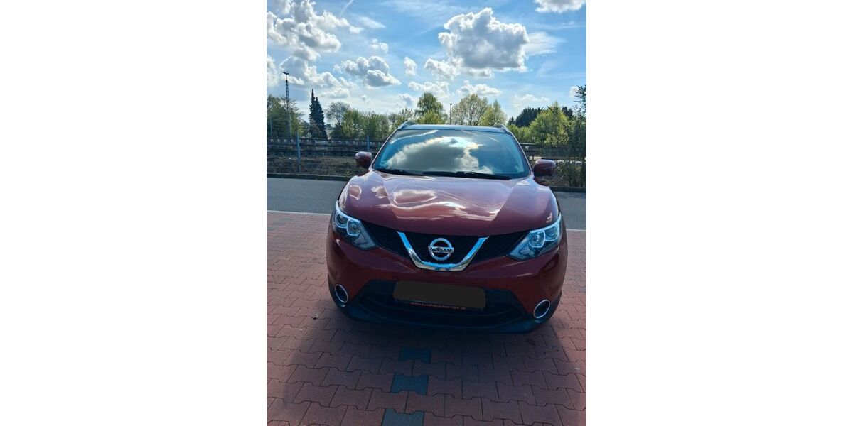 Nissan Qashqai 122.000 km 12.799 &euro; Remscheid 42859