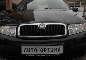Skoda Fabia 150.000 km 3.499 &euro; Düsseldorf 40625