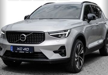 Volvo XC40 1.999 km 47.890 &euro; Hilden 40721