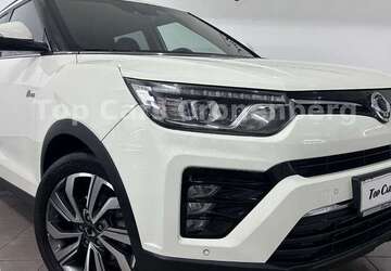 SsangYong Tivoli 37.692 km 12.950 &euro; Wuppertal-Cronenberg 42349