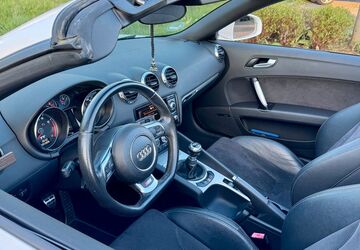 Audi TT 174.000 km 13.800 &euro; Oberhausen 46149