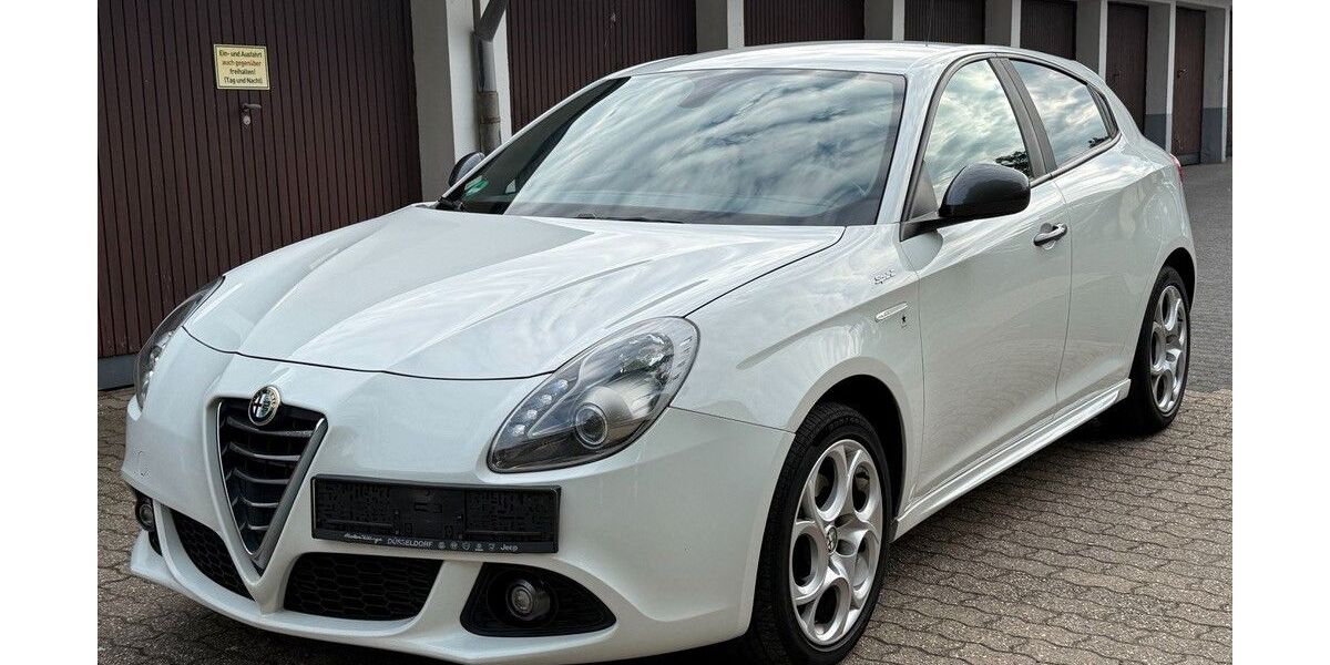 Alfa Romeo Giulietta 250.000 km 5.840 &euro; Düsseldorf 40468