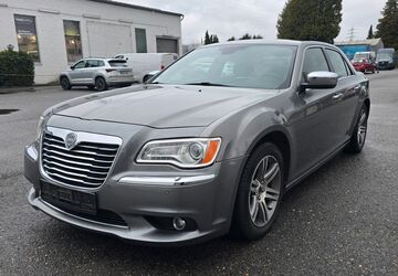 Lancia Thema 160.000 km 8.590 &euro; Düsseldorf - Bezirk 8 40231