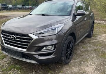 Hyundai TUCSON 91.000 km 18.700 &euro; Gelsenkirchen 45891