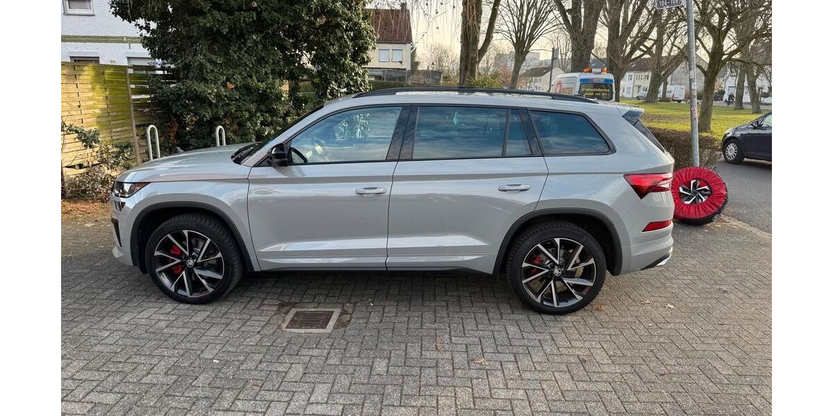 Skoda Kodiaq 17.991 km 44.000 &euro; Düsseldorf 40472
