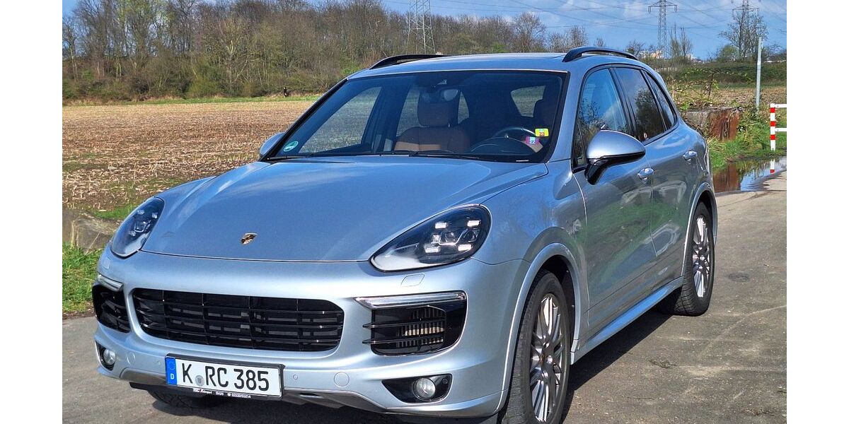 Porsche Cayenne 149.000 km 36.500 &euro; Düsseldorf 40215
