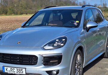 Porsche Cayenne 149.000 km 39.500 &euro; Düsseldorf 40215